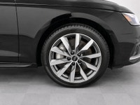 AUDI A4 SEDAN KOMFORT 2022 Traction intégrale quattro Moteur 4 cylindres turbo de 2,0 L Transmission... (image 3)