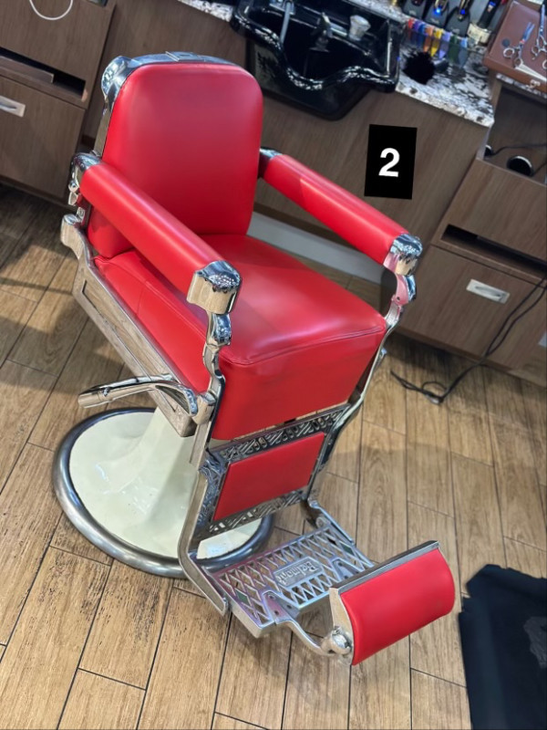 10 Vintage Barber Chairs in Chairs & Recliners in Windsor Region - Image 2