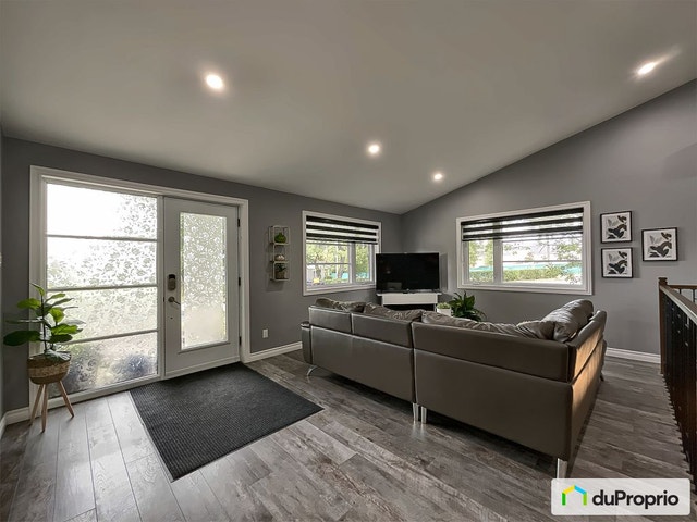 $495,000 - Bungalow for sale in Val-des-Sources — photo 3