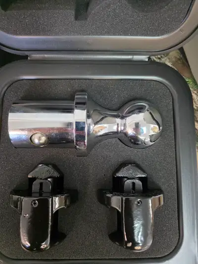 Boule pour gooseneck ford 250 nouveau dans la boite