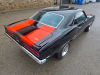 Z28 tribute. Fresh GM Carte motor 350ci 330hp and M21 4 speed manual transmission with 12 bolts POSI... (image 8)