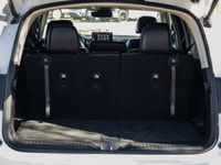 This Honda is a spacious and reliable SUV that delivers comfort, performance, and everyday versatili... (image 8)