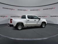 // ACCIDENT FREE!! // // SINGLE OWNER! // This 2025 Chevrolet Silverado 1500 WT Crew Cab 4WD is a ha... (image 7)