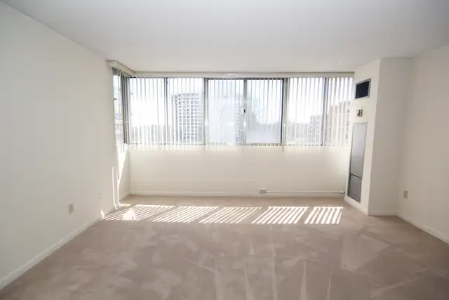 Large 3 bedroom apartment at 101 governors road dundas