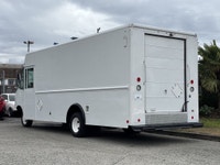 2018 Ford E-450 Jump Seat Automatic Locks Backup Camera Fan Heat Dual Fuel Cargo Light $39,910 + $99... (image 7)