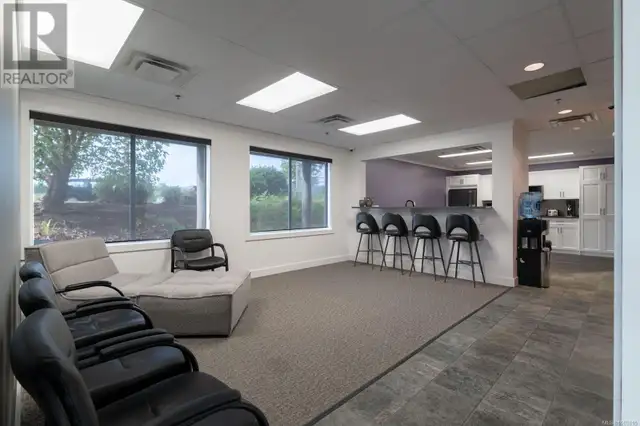 1 501 Stanford Ave E Parksville, British Columbia in Commercial & Office Space for Sale in Parksville / Qualicum Beach - Image 11