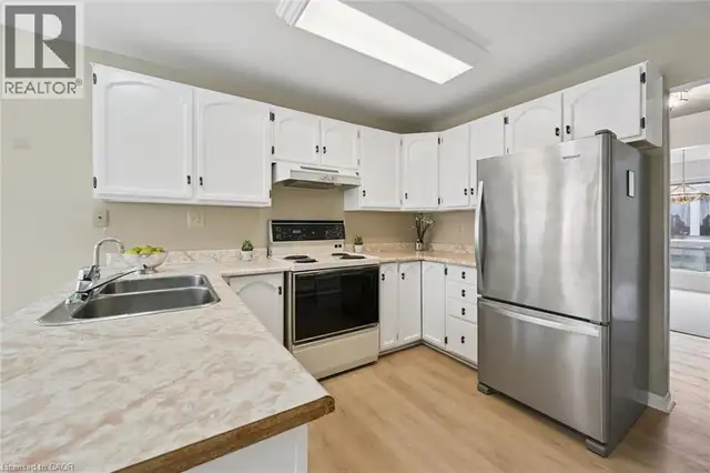 167 WESTVALE Drive Waterloo, Ontario in Houses for Sale in Kitchener / Waterloo - Image 13