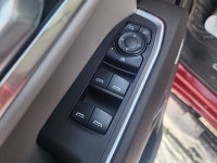 5.3L V8 | Z71 OFF-ROAD PACKAGE | HEATED FRONT BUCKET SEATS | HEATED STEERING WHEEL | LEATHER | 360 C... (image 8)