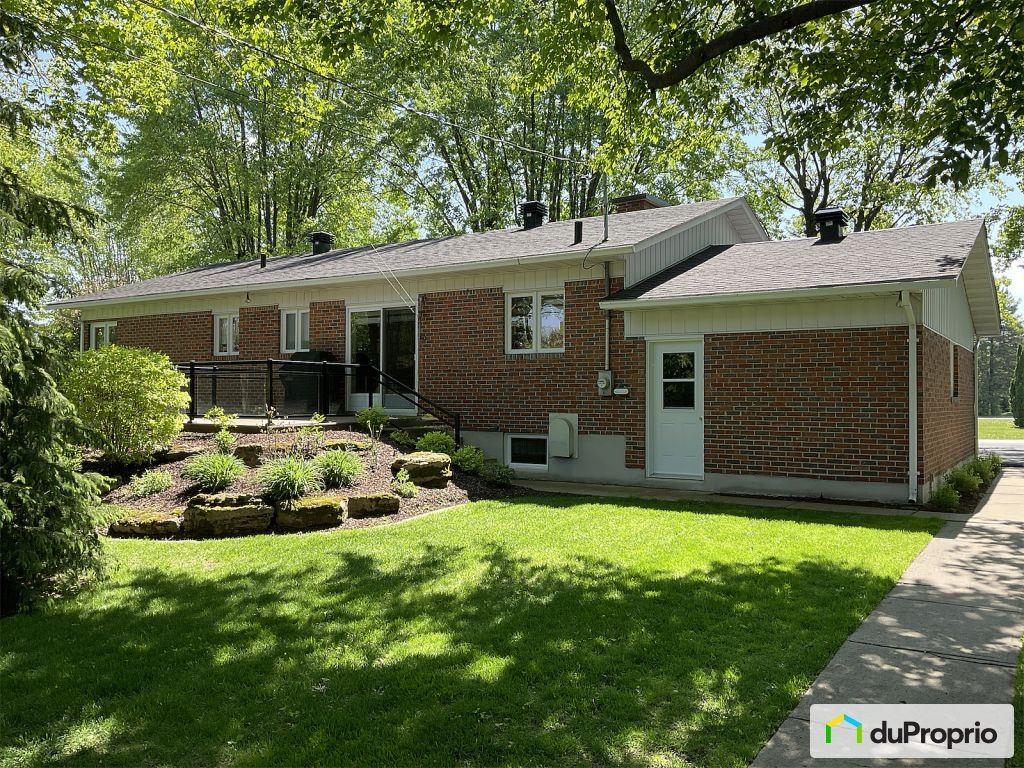 $549,900 - Bungalow for sale in St-Charles-Borromée — photo 3