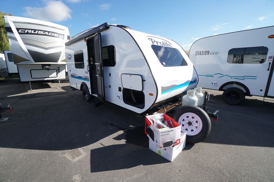 2026 ProLite Classic Base | Travel Trailers & Campers | Stratford ...