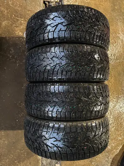 TIRES 245 45 20 Toyo Observe G3-ICE ( THESE TIRES BRAND NEW ARE OVER $1000 TAXES) Tread Depth 9 9 11...