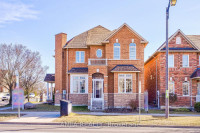 3 Bed Semi-Detached Home In Markham
