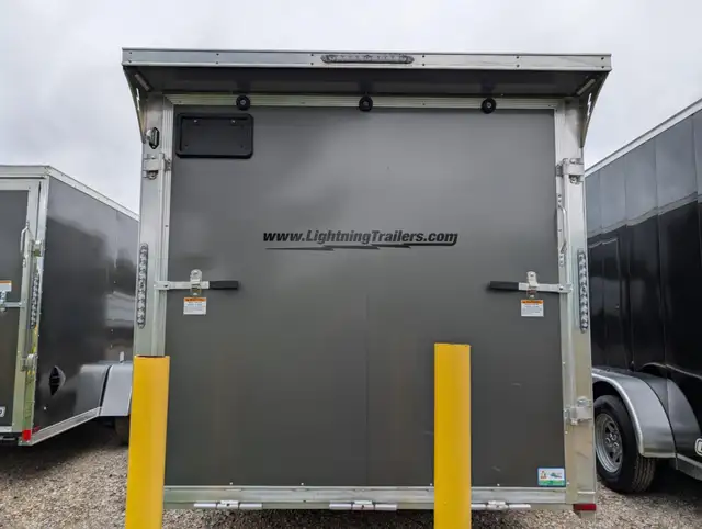 2025 Lightning 7x23 Aluminum Enclosed Snowmobile Trailer in Cargo & Utility Trailers in Mississauga / Peel Region - Image 8