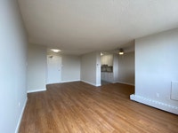 SPACIOUS TWO BEDROOM APARTMENT FOR RENT IN PETERBOROUGH! SURROUNDED BY PARKS AND CLOSE TO LITTLE LAK... (image 4)