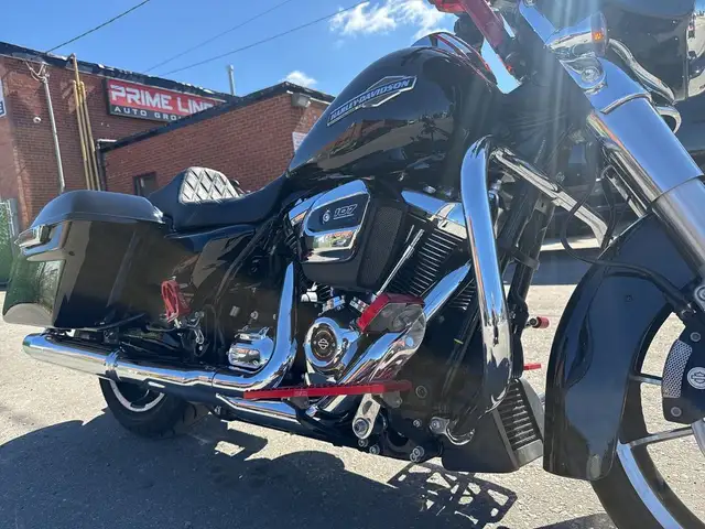 2023 Harley-Davidson Street Glide ~ STREET GLIDE ~ CANANDIAN ~ 1 in Sport Touring in City of Toronto - Image 29