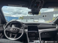 Experience the elevated capability and sophistication of the 2024 Jeep Grand Cherokee Limited, finis... (image 9)