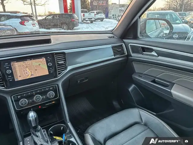 2021 Volkswagen Atlas Cross Sport Highline in Cars & Trucks in Ottawa - Image 14