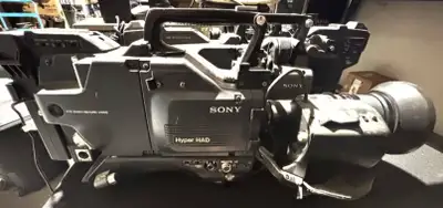 Sony DXC-537A SD Camera, View more