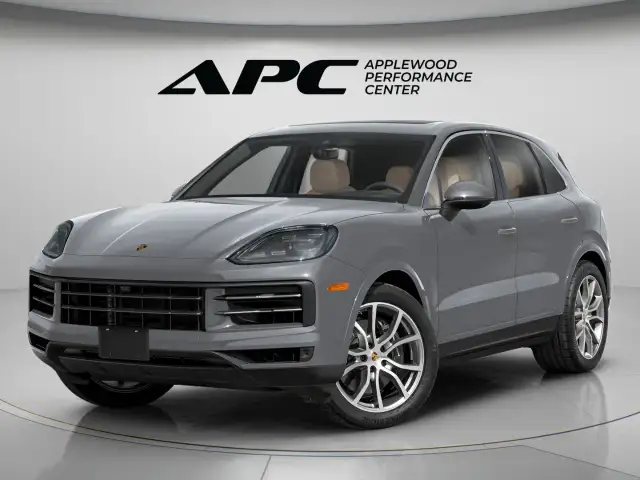 2025 Porsche Cayenne GTS GTS AWD in Cars & Trucks in Delta/Surrey/Langley - Image 2