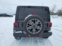 Kijiji Engine: 4 Cylinder Engine 2.0L L/100Km City: 11.6 L/100Km Hwy: 11.9 Safety Equipment ABS And... (image 5)