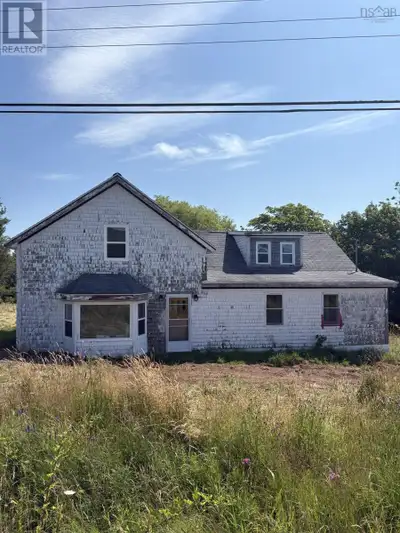 Welcome to 522 Culloden Road, Mount Pleasant NS. Sitting just outside of the town of Digby and its m...