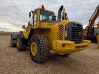 2003 Volvo L110E Wheel Loader Quick Attach 3rd Valve Almost new tires 4.3yd bucket This loader was o... (image 5)