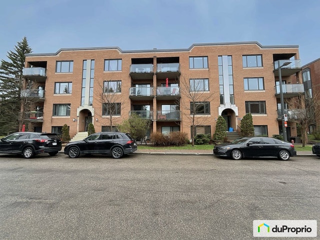 $355,000 - Condominium for sale in St-Sacrement — photo 1