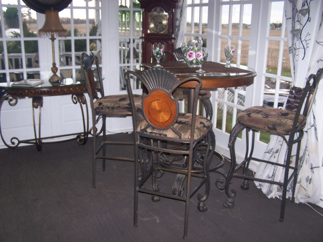 Pub Table Matching 4 Chairs Matching Side Table Ashley Furniture in Dining Tables & Sets in Hamilton