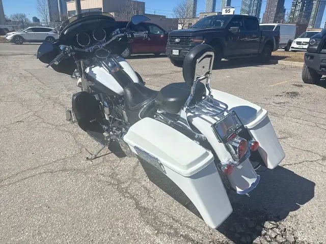 2005 Harley-Davidson Softail Deluxe ~ DELUXE ~ 88CI ~ BIG WHEEL  in Street, Cruisers & Choppers in City of Toronto - Image 7
