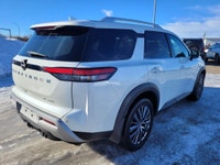 Below market pricing everyday at Heartland Ford! Check out our current inventory before it’s gone! S... (image 4)