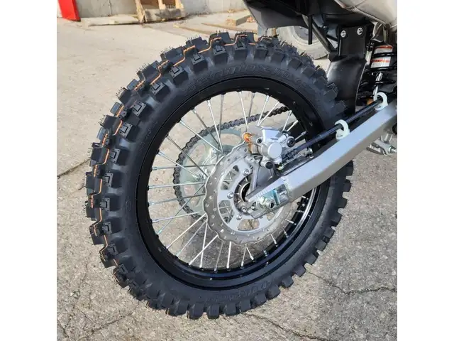 2025 Kawasaki KLX300R in Dirt Bikes & Motocross in Brantford - Image 16