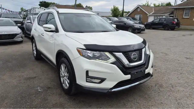 2017 Nissan Rogue SV, AWD, ONLY 36,000KMS, LOADED, LOW KMS, CERT in Cars & Trucks in London - Image 8