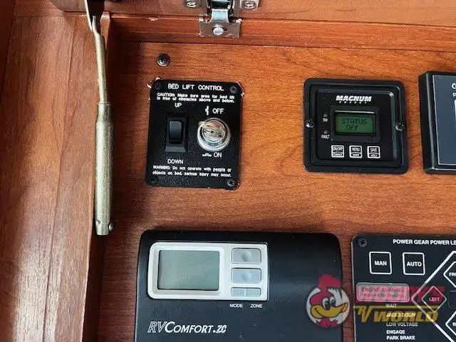 2015 FLEETWOOD EXCURSION 33D in RVs & Motorhomes in Red Deer - Image 18