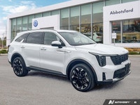 This Kia Sorento delivers a Intercooled Turbo Regular Unleaded I-4 2.5 L/152 engine powering this Au... (image 6)