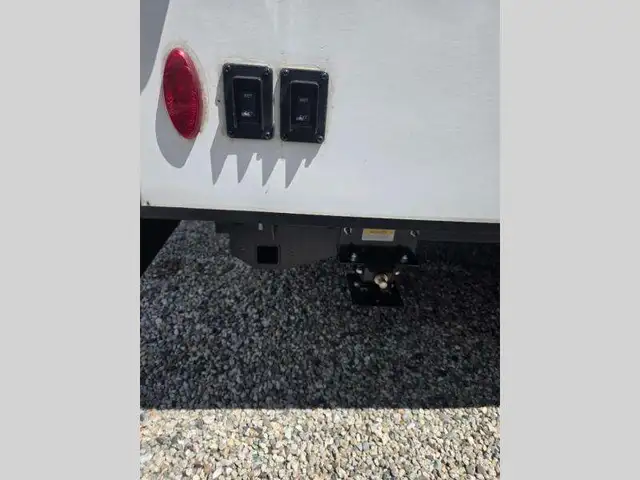 2026 Winnebago Micro Minnie 2108DS in Travel Trailers & Campers in Penticton - Image 7