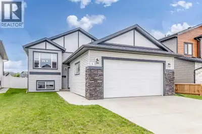 Welcome to 5 Aztec Street, a beautifully maintained 1,126 sq. ft. bi-level home featuring 2 spacious...