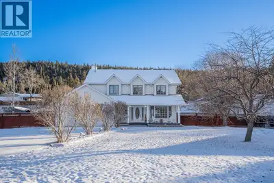 Just on the outskirts of town, this is one of the prettiest homes on the street. It's so inviting wi...