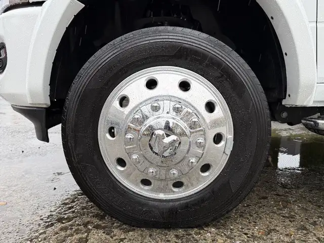 2024 Ram 5500 Heavy Duty Laramie 4x4 Crew Cab Cummins Service Tr in Heavy Trucks in Regina - Image 69