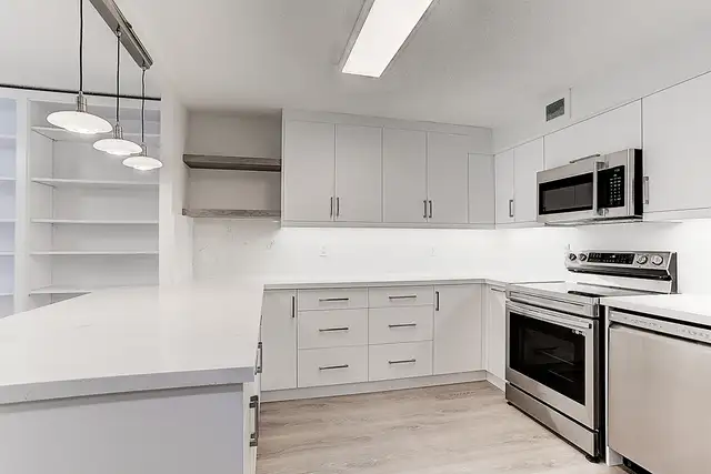 188 Spadina Ave - 405 in Long Term Rentals in City of Toronto - Image 4