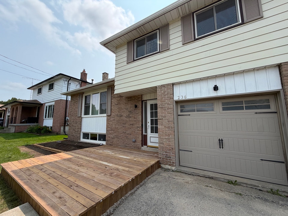 House for Rent. 3 Bedroom 1.5 Bath in Arthur 1