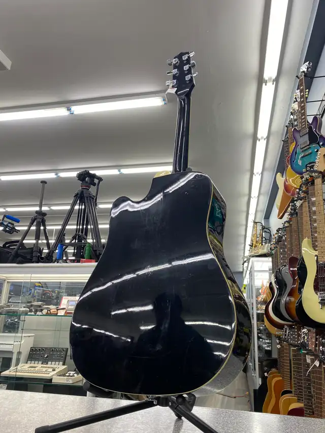 Jasmine ES31 Acoustic Guitar in Guitars in City of Toronto - Image 4