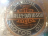 Metal harley signs very nice ,limited quantity