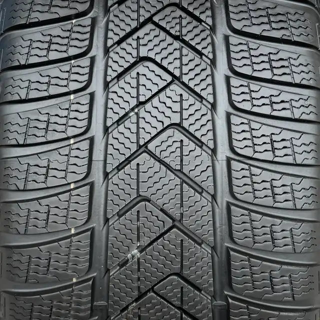 (98%) 4x BMW 5 | 8 Series 19" OEM Winter Wheels Package in Tires & Rims in City of Toronto - Image 11