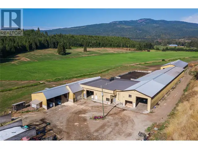 9982 97B Highway Enderby, British Columbia in Land for Sale in Vernon - Image 4