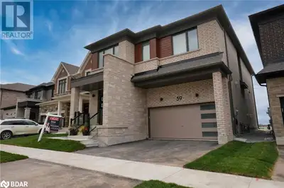 59 SUZUKI Street Unit# UPPER Barrie, Ontario