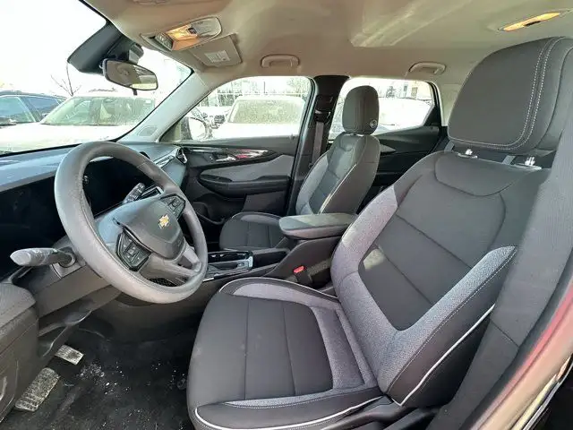 2025 Chevrolet Trailblazer LS in Cars & Trucks in Calgary - Image 11