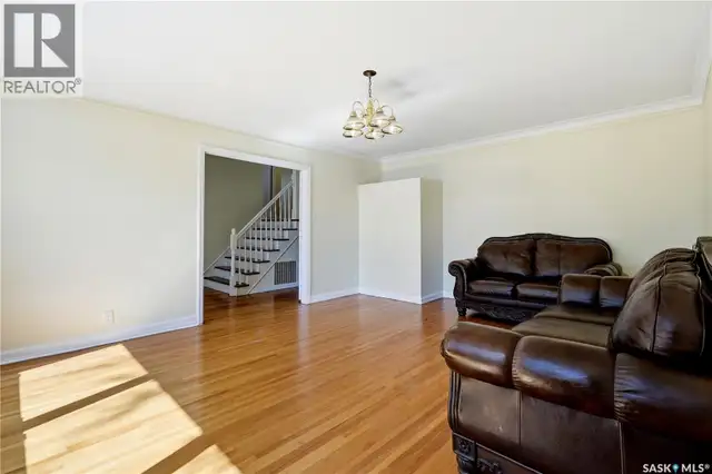 49 SCOTT STREET Regina, Saskatchewan in Houses for Sale in Regina - Image 10