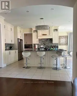 MAIN & UPPER - 108 SHARPE CRESCENT New Tecumseth (Tottenham), On in Long Term Rentals in Barrie - Image 2