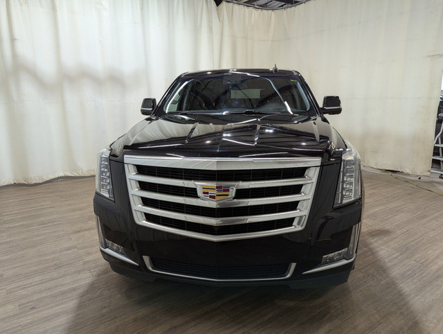 2017 Cadillac Escalade ESV Luxury in Cars & Trucks in Calgary - Image 2