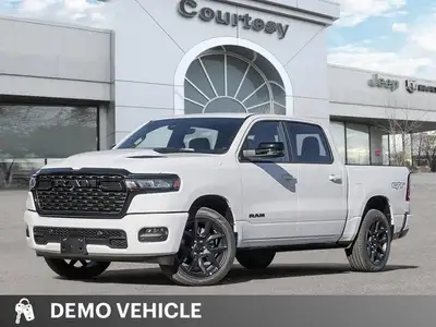 POWER DEPLOYABLE RUNNING BOARDS, PANORAMIC SUNROOF, 124.9L FUEL TANK, POWER TAILGATE, 3.92 REAR AXLE...